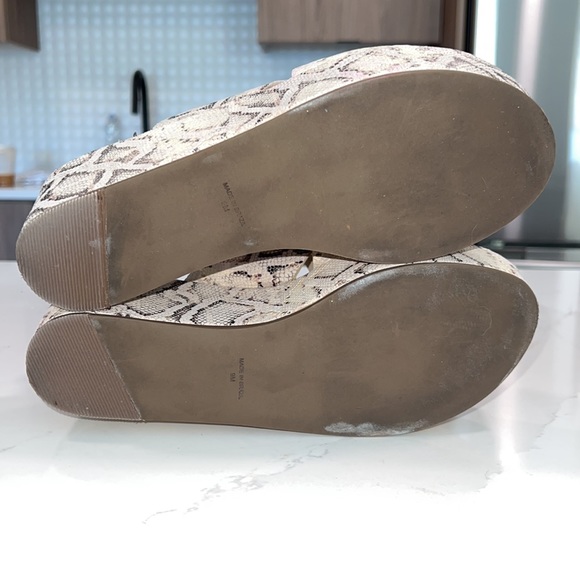 Amuse Society x Matisse Snakeskin Platform Sandals - Picture 3 of 6